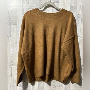 Vince Camuto Sweater